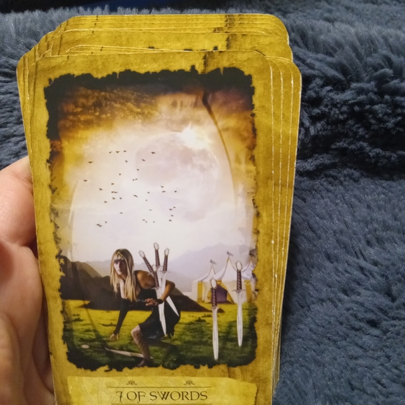 Tarot deck - Picture 4 of 15